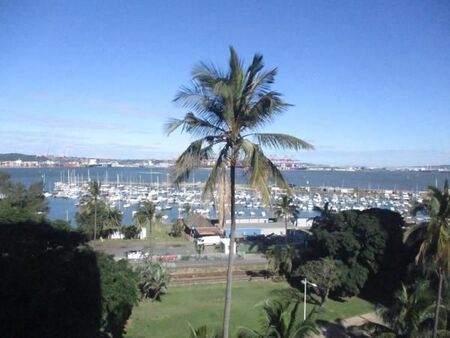 1.5 Bedroom Flat in Esplanade