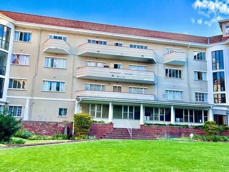 1 Bedroom apartment to rent in Rondebosch, Cape Town