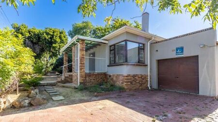 3 Bedroom house to rent in Denneburg, Paarl