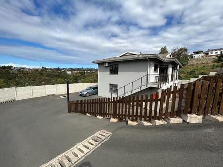 2 Bedroom Apartment in Escombe