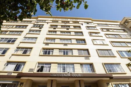 2.5 Bedroom Apartment in North Beach