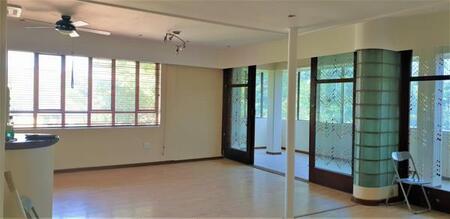 3 Bedroom Apartment in Essenwood