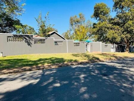 3 Bedroom House in Fleurhof