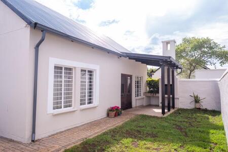 2 Bedroom House in Equestria