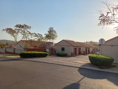 2 Bedroom Townhouse in Rietvalleirand