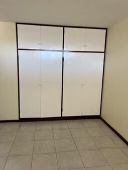 1.5 Bedroom Apartment in Sunnyside