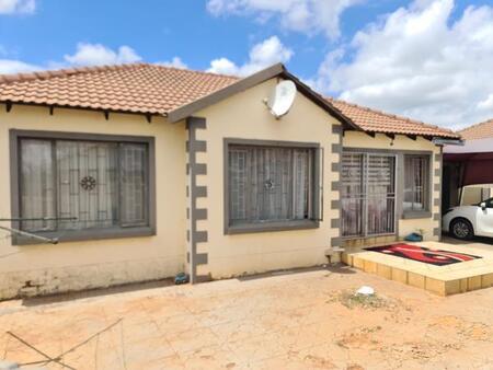 3 Bedroom Townhouse in Clarina