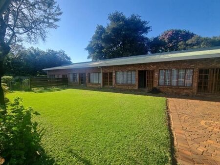 1 Bedroom Cluster in Heatherdale Ah