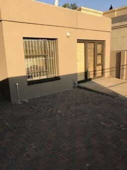 3 Bedroom Apartment in Diepkloof