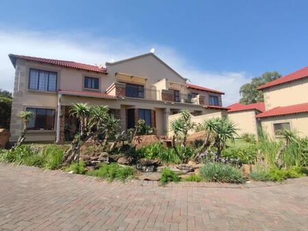 2 Bedroom House in Randpark Ridge
