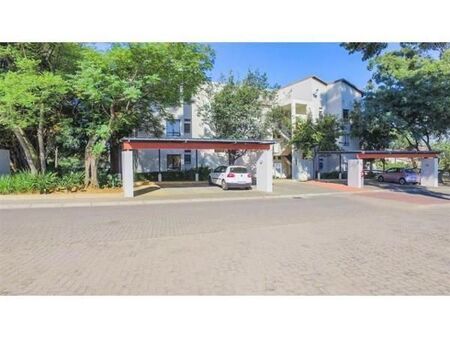 1 Bedroom Apartment in Jackal Creek Golf Estate