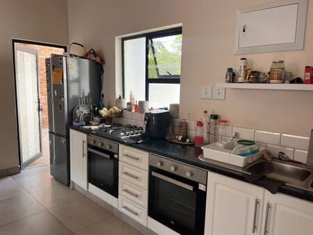 2 Bedroom Apartment in Glenhazel