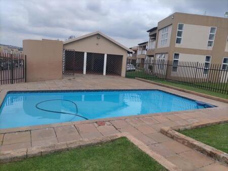 2 Bedroom Townhouse in Mondeor