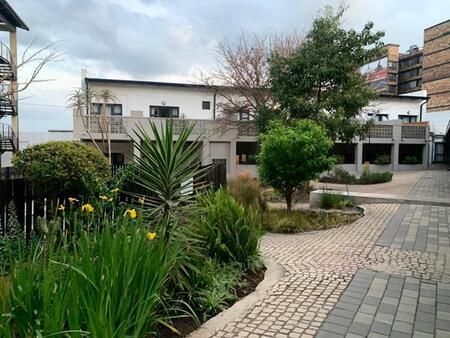1 Bedroom Apartment in City & Suburban (Maboneng)