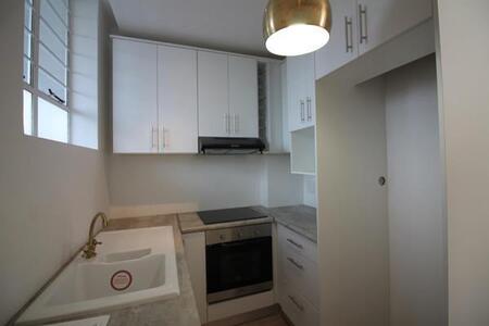 2 Bedroom Townhouse in Bedfordview