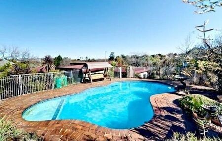 5 Bedroom House in Heidelberg Central