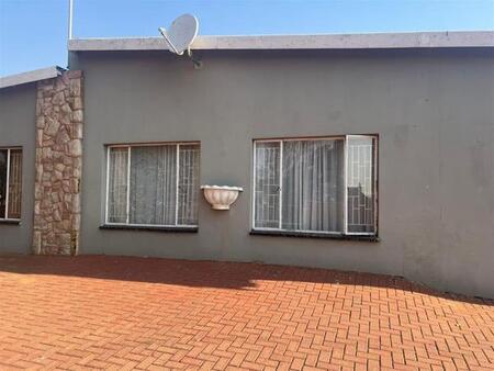 3 Bedroom House in Rensburg
