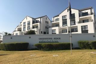 3 Bedroom Apartment in Greenstone Hill