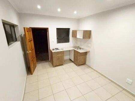 Studio Apartment in Albemarle