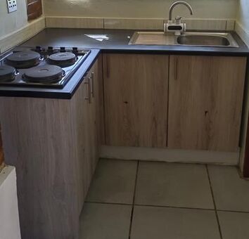 1 Bedroom Apartment in Kempton Park Central