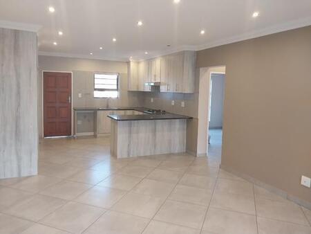 3 Bedroom Apartment in Rynfield