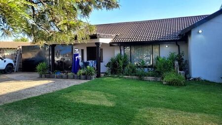 3 Bedroom House in Brakpan North