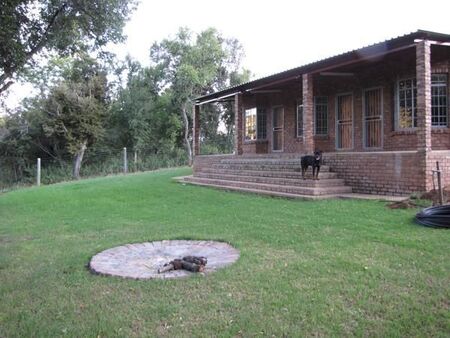 2 Bedroom House in Hennops River