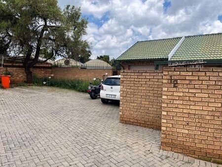 2 Bedroom Townhouse in Highveld