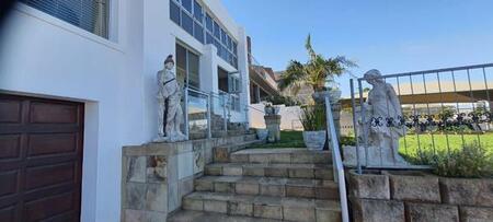 2 Bedroom Apartment in Wavecrest