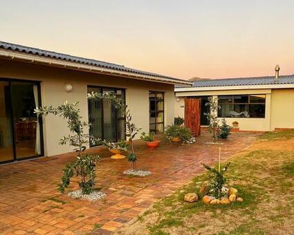 2 Bedroom House in Pringle Bay