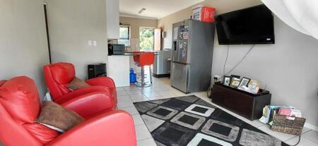 2 Bedroom House in Oudtshoorn