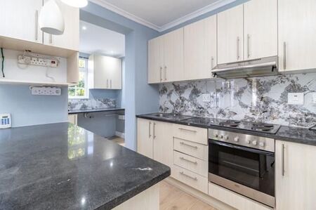 2 Bedroom House in Claremont