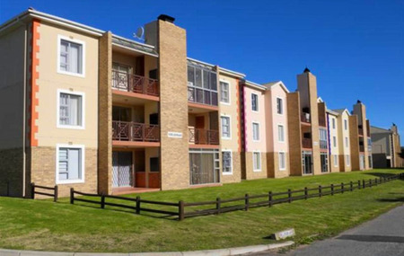 2 Bedroom Flat in Hartenbos