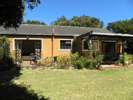 2 Bedroom House in Kommetjie
