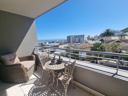 2 Bedroom Apartment in Sea Point
