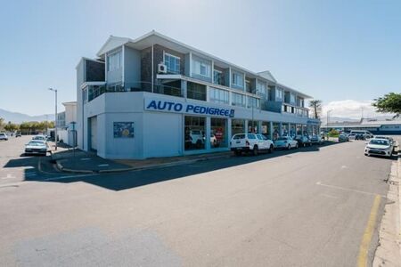 2 Bedroom Apartment in Strand North