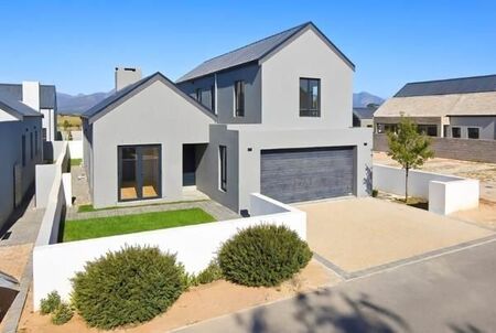 4 Bedroom House in Stellenbosch Central