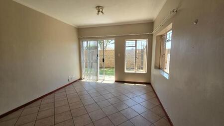 3 Bedroom Flat in Lephalale (Ellisras)