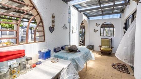 5 Bedroom house to rent in New Orleans, Paarl