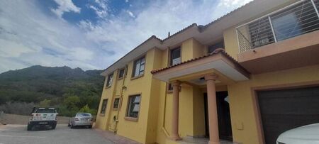 5 Bedroom house to rent in Island View, Mossel Bay