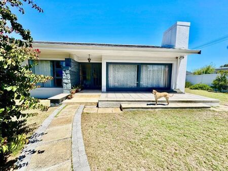 4 Bedroom house to rent in Milnerton Central