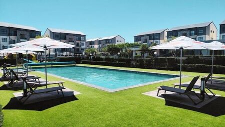 2 Bedroom apartment to rent in Sandown, Blouberg