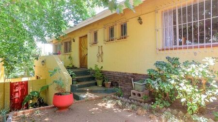 3 Bedroom house to rent in Melville, Johannesburg
