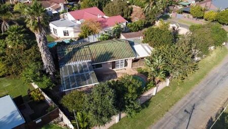 4 Bedroom House in Gonubie