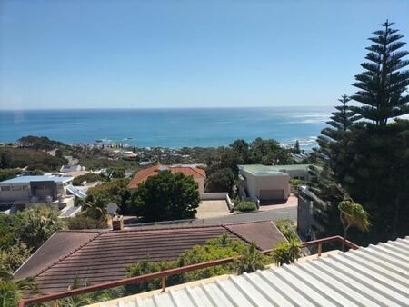 1 Bedroom Apartment in Camps Bay