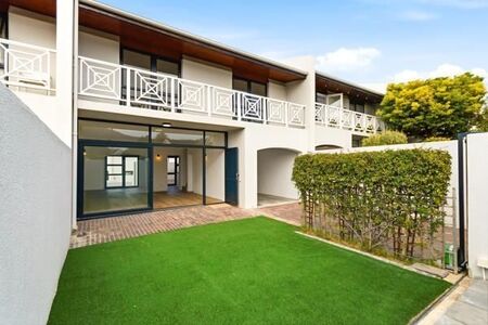 3 Bedroom Townhouse in Montclair