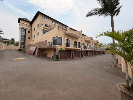 2 Bedroom Apartment in Umhlanga Rocks
