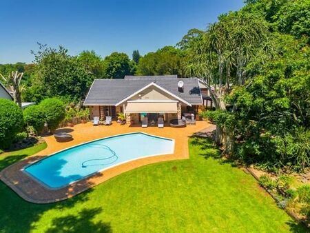 5 Bedroom House in Kloof