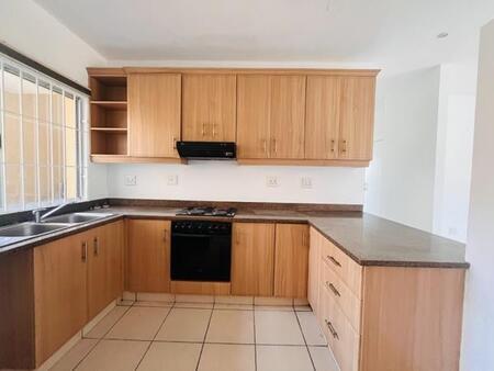 2 Bedroom Apartment in Essenwood
