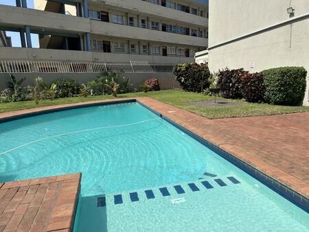 1 Bedroom Apartment in Amanzimtoti